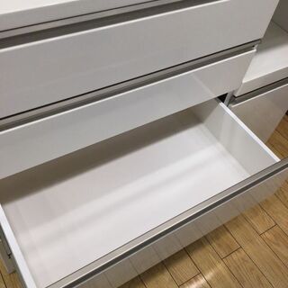 ﾆﾄﾘ 3枚扉ﾚﾝｼﾞﾎﾞｰﾄﾞ ﾎﾜｲﾄ 【ﾄﾚﾌｧｸ桶川店】