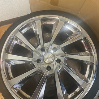 19インチ　ロクサーニ