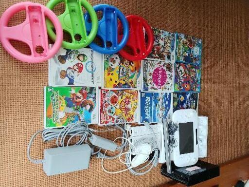 Wii,Wii U 本体一式、ソフト10本、太鼓の達人(太鼓セット) Wii,Wii U 本体一式、ソフト10本、太鼓の達人(太鼓セット)