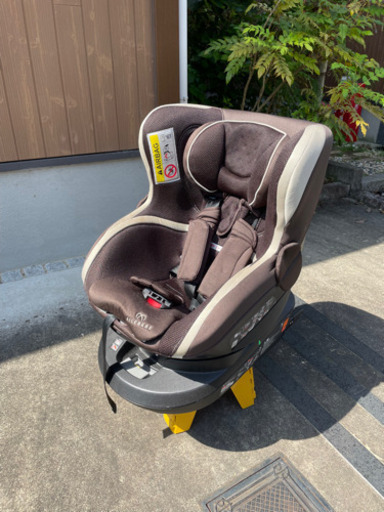 AILEBEBE （エールベベ）クルット3iグランス　回転型チャイルドシート　ISOFIX対応
