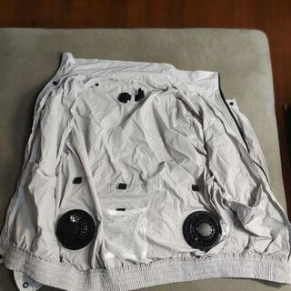 1度も使用していません！ 空調服2枚、バッテリー1台