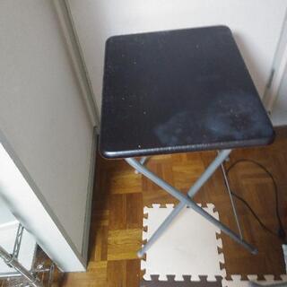 【ネット決済】折り畳みテーブル　カインズ製　中古