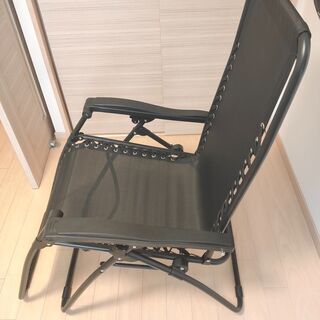 【ネット決済】Amazonベーシック 椅子 折りたたみ ゼログラ...