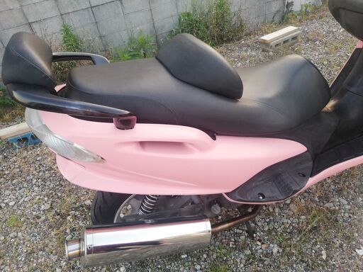 可愛いマジェスティ125cc メンテナンスしやすいキャブレターです
