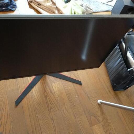 去年の3月に購入したiiyamaのデスクトップPCとゲーミングモニター