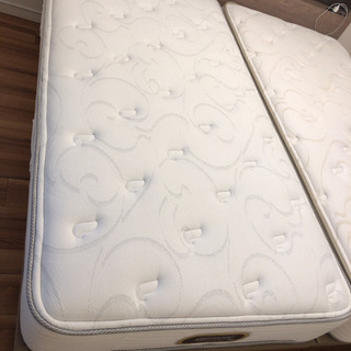 １年使用★シングル2セット★シモンズビューティーレスト ゴールデンバリュー&ニューfit