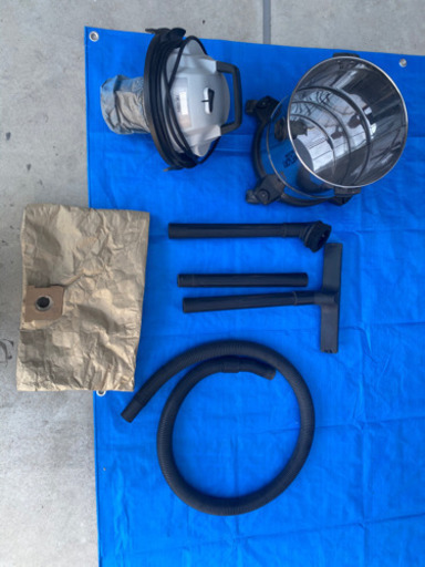 乾湿両用掃除機