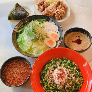 広島つけ麺""ばくだん屋""でスタッフ募集‼️