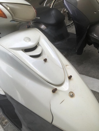 アクシストリート 現状 YAMAHA アクシストリート 白 自賠責保険で乗れ