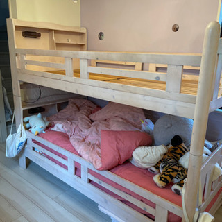 2段ベッド　ピンクホワイト