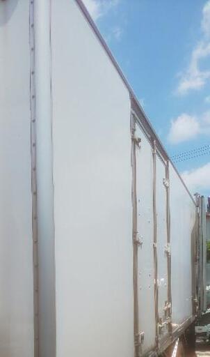 香取市山之辺】No.B-11 【南京錠使用可】横扉付き 保冷コンテナ 長さ約