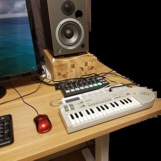 【値下げ 6/23】スタンディングデスク　FlexiSpot フレキシスポット　メープル天板140*70cm　手動昇降　高さ調節　事務机 オフィス　テーブル