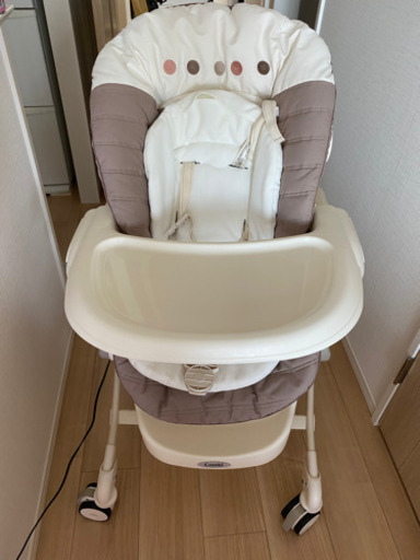 combi コンビ ハイローチェア