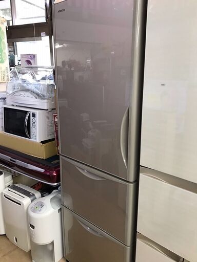 真空チルド搭載モデル！！！　状態Ａランク！！！　日立３ドア冷蔵庫（３８０リッター）　６９，９８０円（税込み）