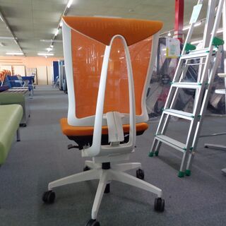 オフィス用家具 イトーキ セレーオチェア オレンジ ハイバック メッシュ