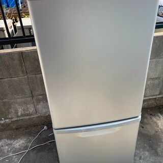 当日翌日配送可■都内近郊無料で配送、設置いたします■2017年製 Panasonic 冷蔵庫 NR-B149W-S■PA01