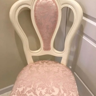 ヨーロピアン猫脚家具　白家具　販売什器としても