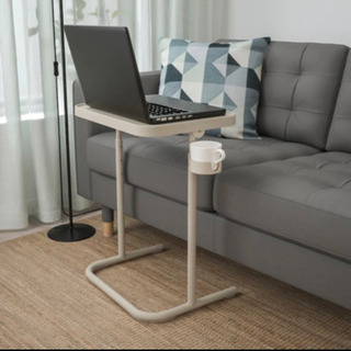 IKEA パソコンテーブル　ビョルコーセン