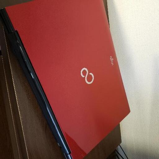 16番FUJITSU Core i5 SSD ROM8G カメラ Blu-ray