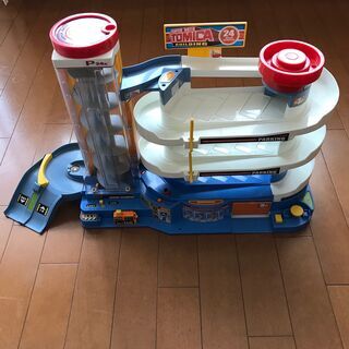 トミカ スーパーオート トミカビル