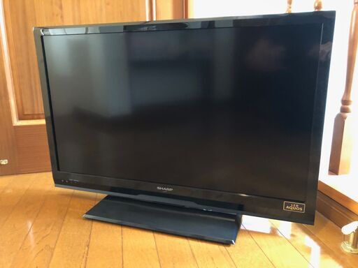 SHARP AQUOS 32型ワイド液晶テレビ（美品）