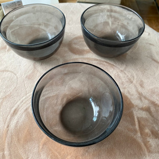 ガラス小鉢３個