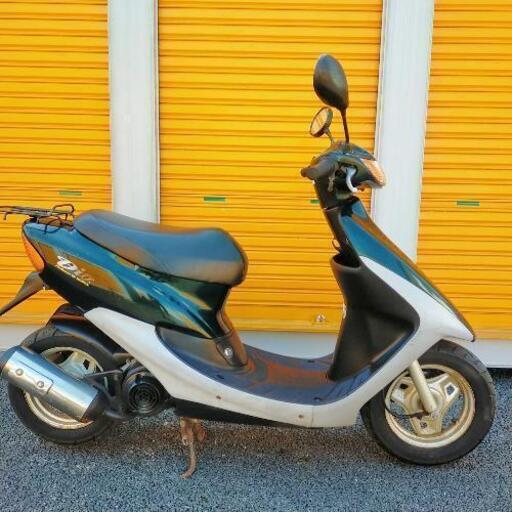 596.高馬力2スト 35ライブディオ バッテリーシート新品 千葉県柏市 即日