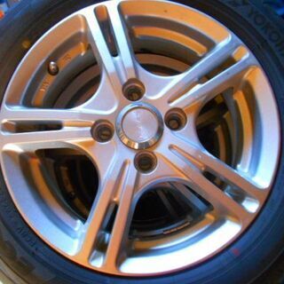 155/65R14ホイール付き夏タイヤ4本セット、バリ目です。引き取り限定