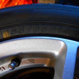 155/65R14ホイール付き夏タイヤ4本セット、バリ目です。引き取り限定