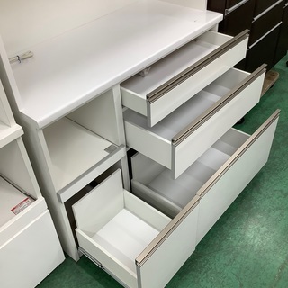 家具ならトレファク吉川店！ 丸仙工房 レンジボード 天板凹み