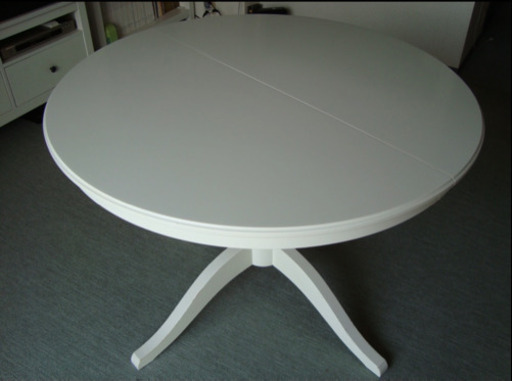 [取引中] IKEA ダイビング丸テーブル　「INGATORP」白