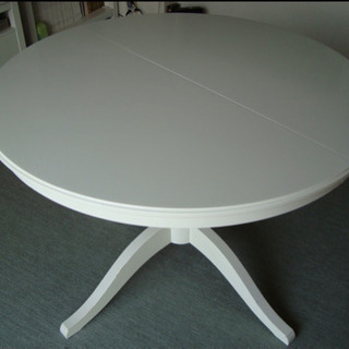 [取引中] IKEA ダイビング丸テーブル　「INGATORP」白　