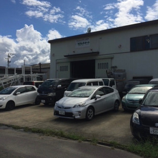 愛知県　清須市　自動車整備中古販売店　スタッフ　募集