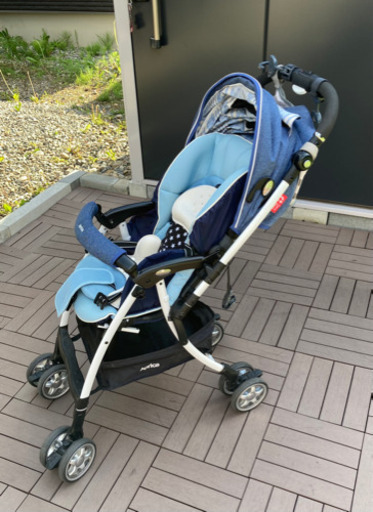アップリカ　Aprica ラクーナ　ベビーカー　値下げ
