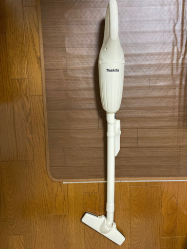 マキタ　コードレス掃除機