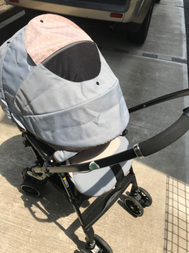 ベビーカー　A型　Combi