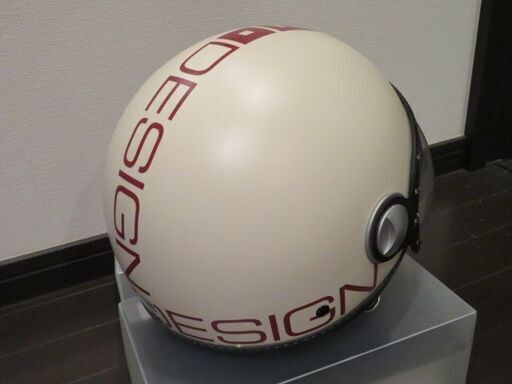 ☆MOMO DESIGN（モモデザイン）ジェットヘルメット サイズ M USED 女性 