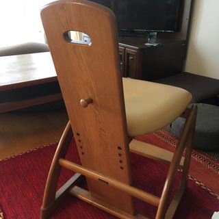 カリモク　椅子