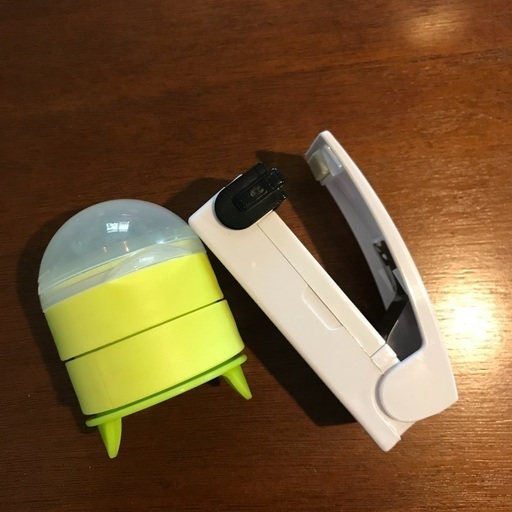 2点セット 袋キャップ イージーシーラー 100円ショップ マルヤマ 武蔵小金井の調理器具 キッチンツール の中古あげます 譲ります ジモティーで不用品の処分 2点セット 袋キャップ イージーシーラー 100円ショップ マルヤマ 武蔵小金井の調理器具 キッチンツール の中古あげます 譲ります ジモティーで不用品の処分