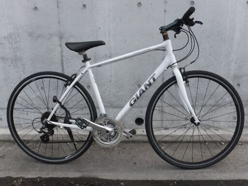 GIANTのクロスバイク エスケープ R3 中古自転車 344