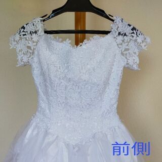 エメ/AIMERのウエディングドレス、パニエ＆ショートグローブ付き