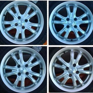 値下げ【バリ溝】2020年製造スタッドレス・アルミセット １８５／６０Ｒ１５ ×５．５Ｊ　４Ｈ ＰＣＤ１００ ＩＮ５０　ガリ傷無し　フィット、アクア、ヴィッツ他軽