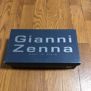 【ネット決済】200円Gianni Zennaのローファー(サイ...