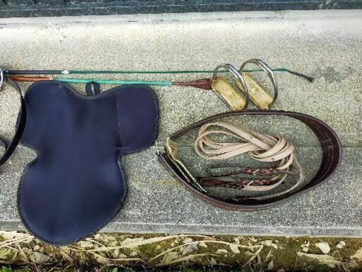 2669)HB HARRISON BROWN ハリソンブラウン 16 1/2 M 乗馬用 鞍/ブーツ/ヘルメット/鞭 おまとめ 馬術  ハリソンブラウン 乗馬鞍 16 1⁄2 M HARRISON-BROWN HB ハリソン