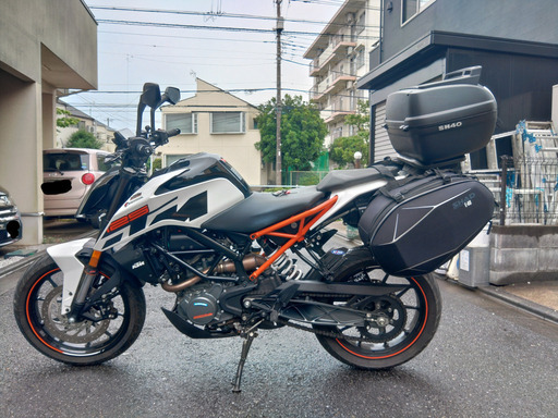 KTM DUKE125 2017年式　shadサイドケース付き