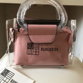 新品　RUBEUSTAN ビニールバッグ　小物入れ　お出掛け　ピンク