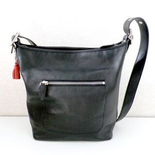 COACH コーチ レガシー ダッフルショルダーバッグ ブラック レザー タッセルチャーム付き 19889 札幌 西岡店 COACH コーチ レガシー ダッフルショルダーバッグ ブラック レザー