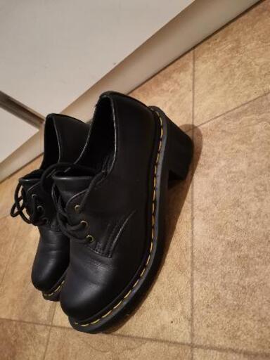 ドクターマーチン 23cm レースアップブーツ ヒール サイドジップ ドクターマーチン 23cm レースアップブーツ ヒール サイドジップ