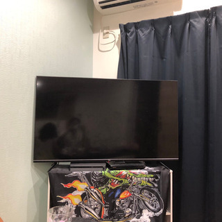 液晶テレビ