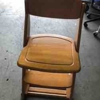 【ネット決済】６月１７日値下げ！　0614-035 子供用木製椅...